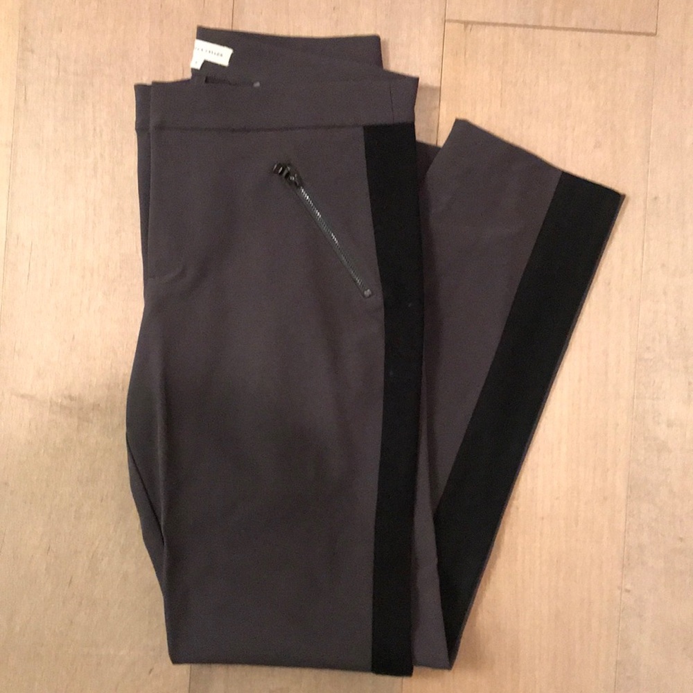 Side stripe trouser